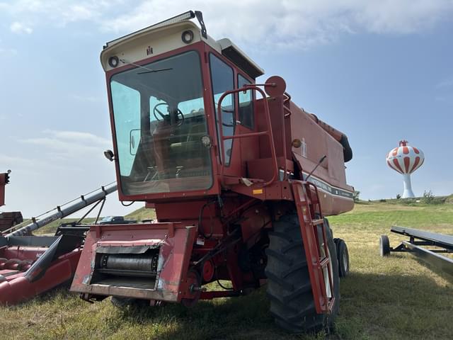 Image of International Harvester 1420 equipment image 1