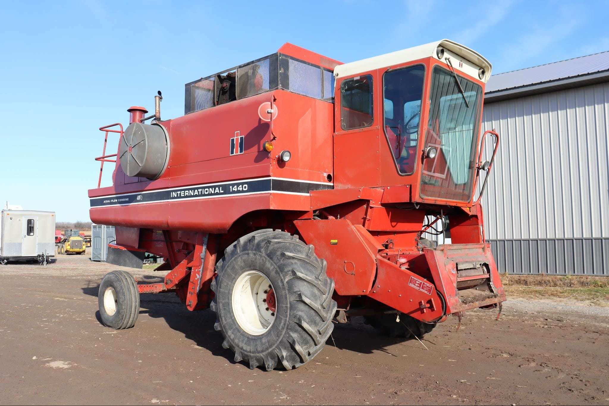 International Harvester 1440 Equipment Image0