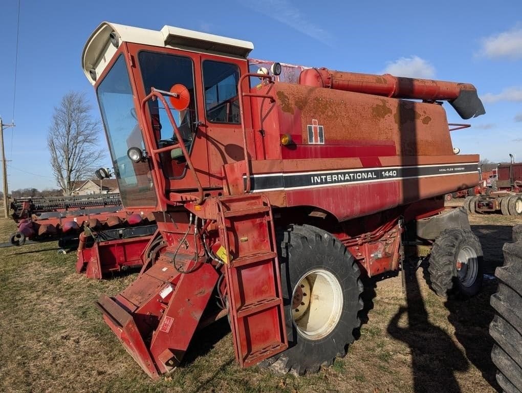 Image of International Harvester 1440 Primary image