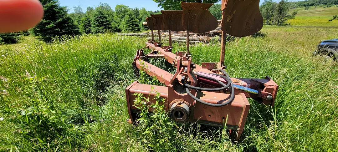 Image of International Harvester 145 Primary image