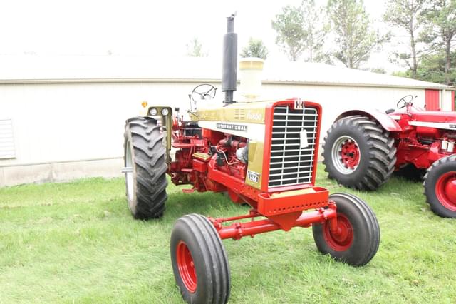 Image of International Harvester 1456 equipment image 1