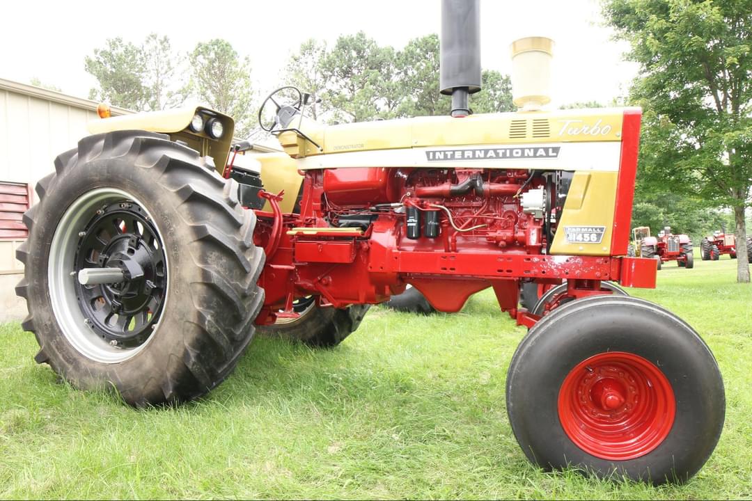 Image of International Harvester 1456 Primary image