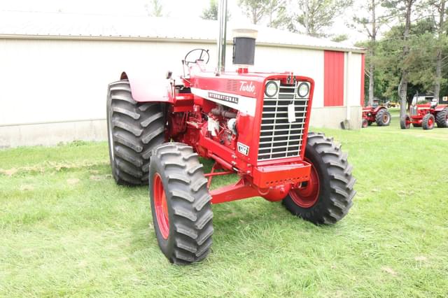 Image of International Harvester 1456 equipment image 1