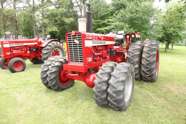 Image of International Harvester 1456 equipment image 2