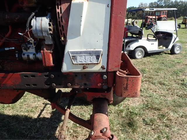 Image of International Harvester 1456 equipment image 2