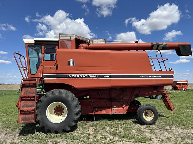 Image of International Harvester 1460 equipment image 1