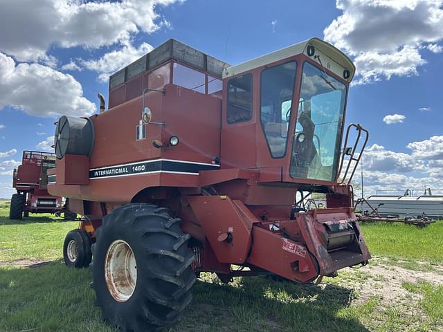 Image of International Harvester 1460 equipment image 3