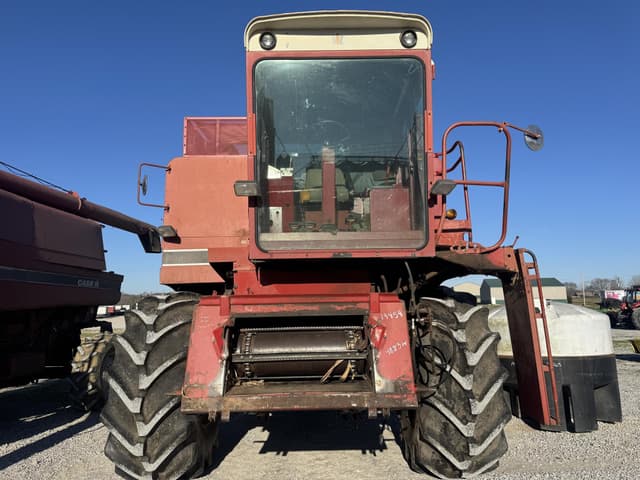 Image of International Harvester 1460 equipment image 1