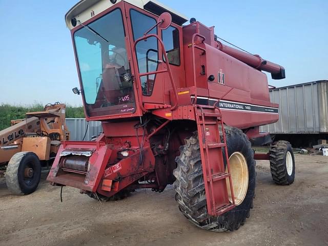 Image of International Harvester 1460 equipment image 1
