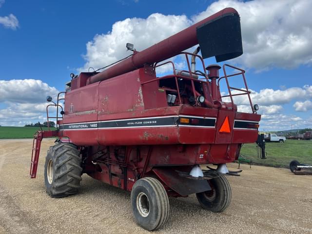 Image of International Harvester 1460 equipment image 1
