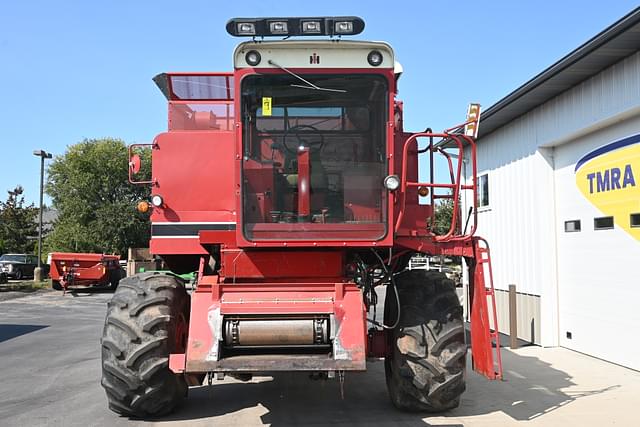 Image of International Harvester 1460 equipment image 3