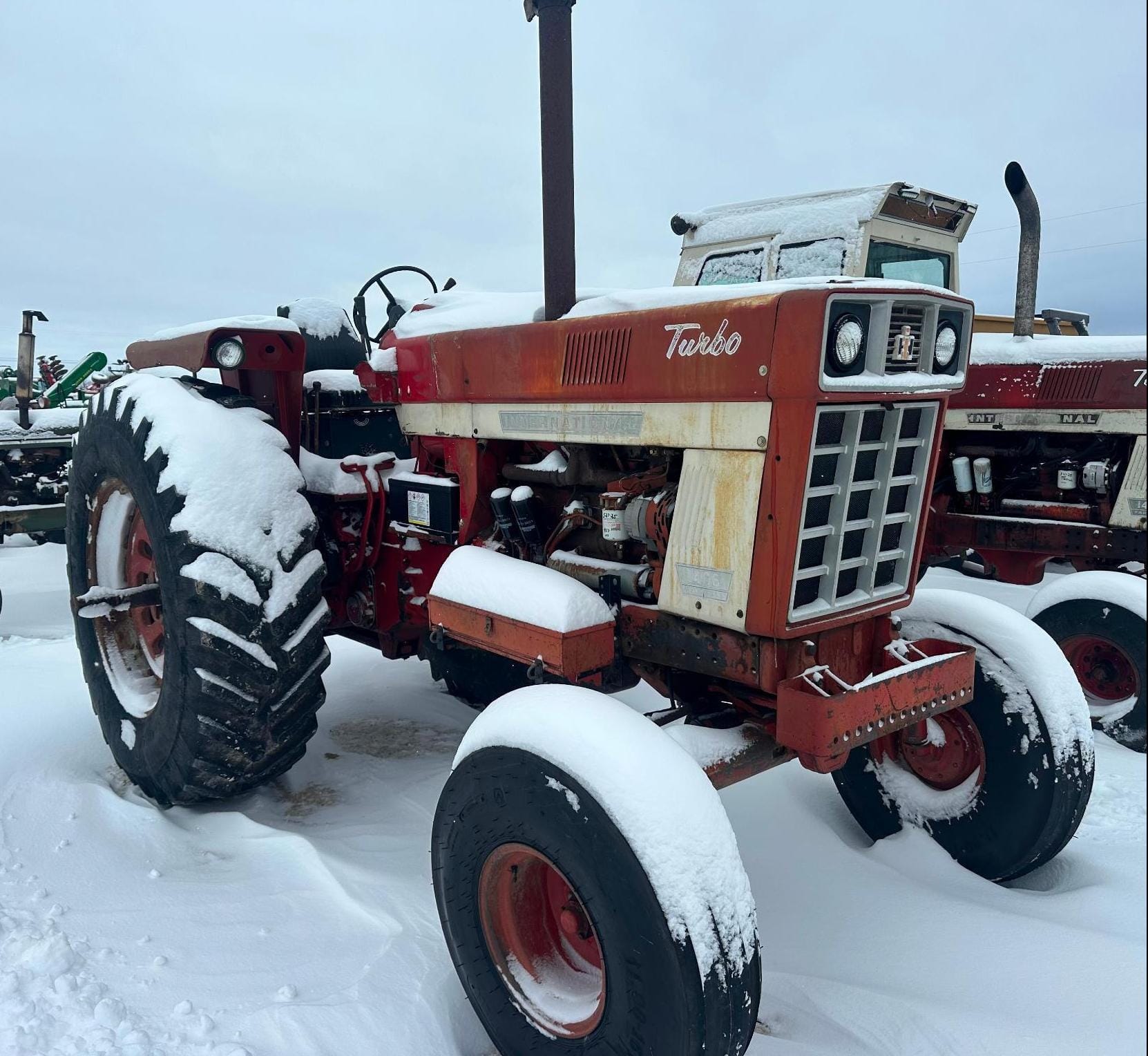 International Harvester 1466 Equipment Image0