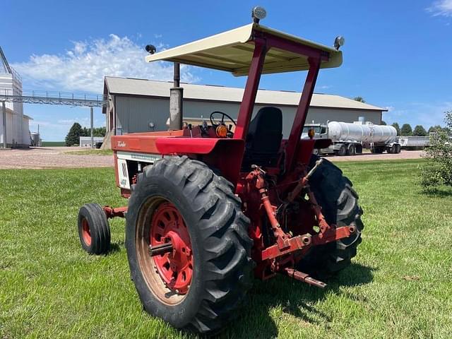 Image of International Harvester 1466 equipment image 4