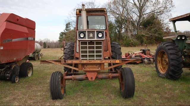 Image of International Harvester 1466 equipment image 1