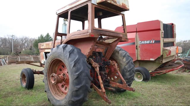 Image of International Harvester 1466 equipment image 4
