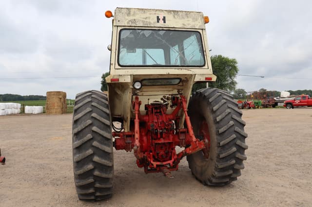 Image of International Harvester 1466 equipment image 4
