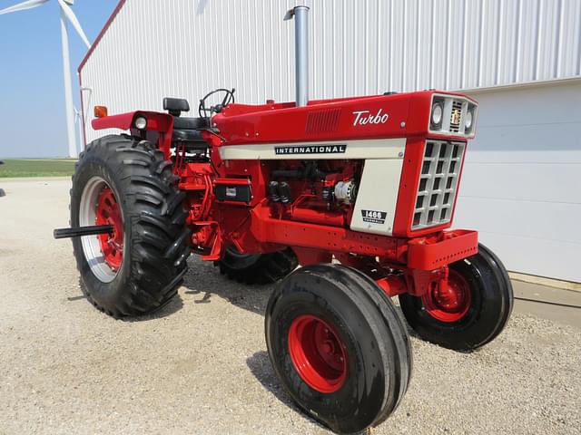 Image of International Harvester 1466 equipment image 1