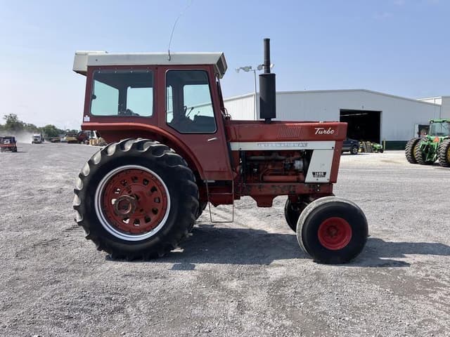 Image of International Harvester 1466 equipment image 3