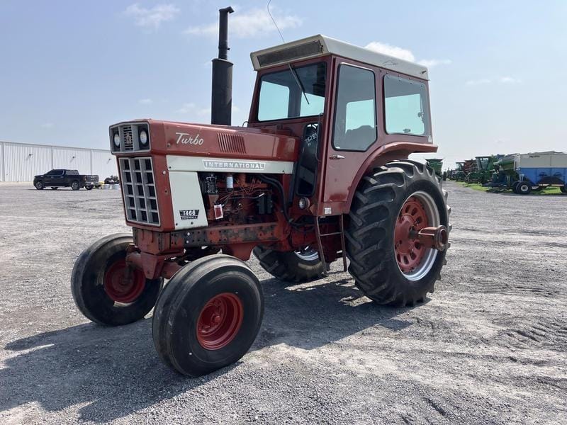 International Harvester 1466 Equipment Image0