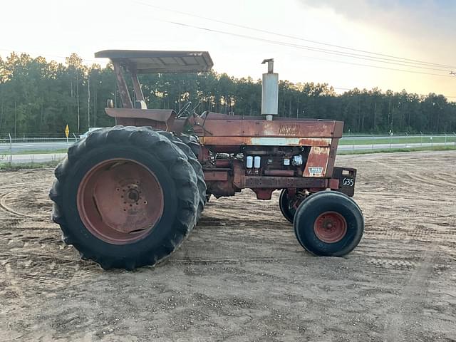 Image of International Harvester 1466 equipment image 3