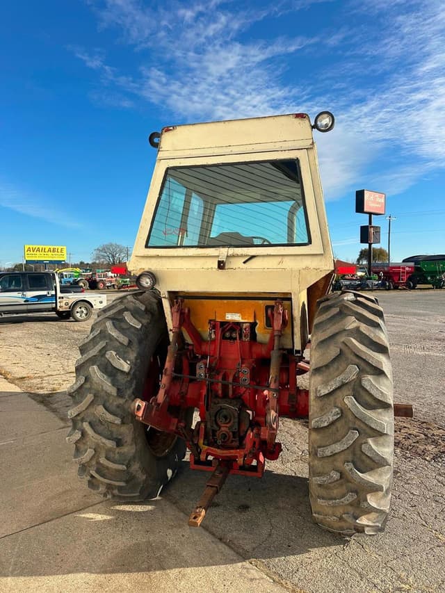 Image of International Harvester 1466 equipment image 3