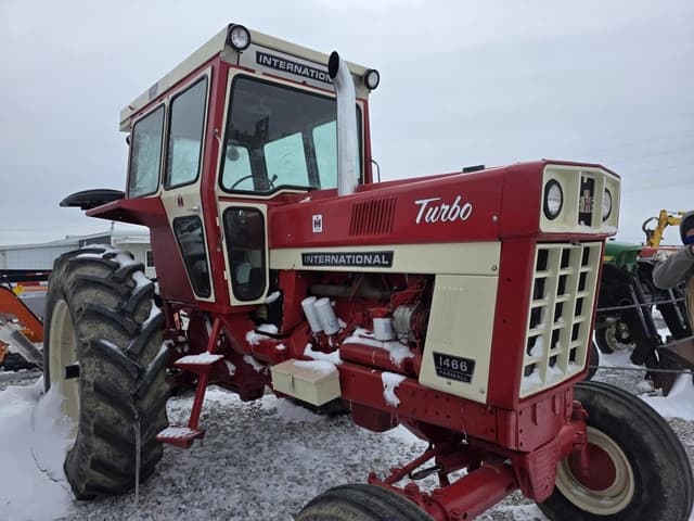 Image of International Harvester 1466 equipment image 2