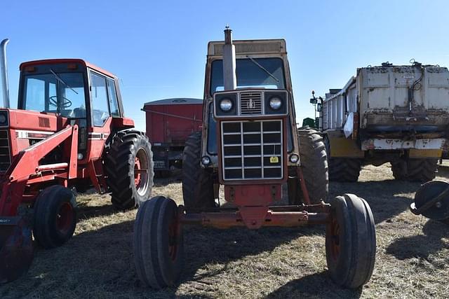 Image of International Harvester 1466 equipment image 2