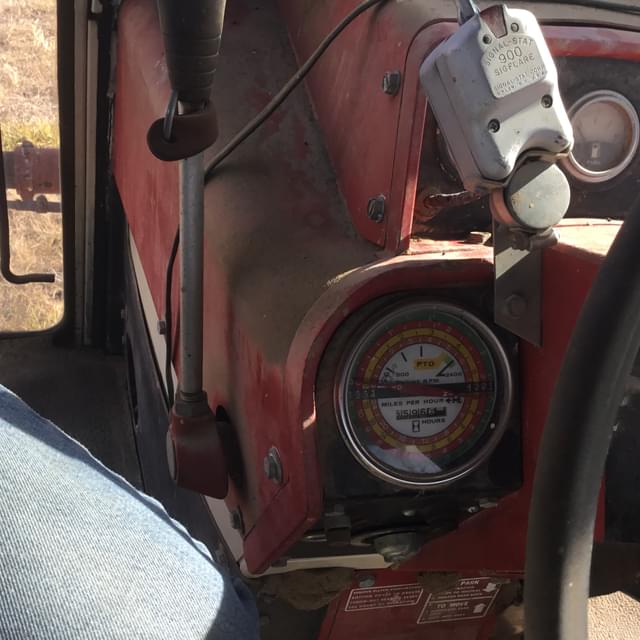 Image of International Harvester 1466 equipment image 4