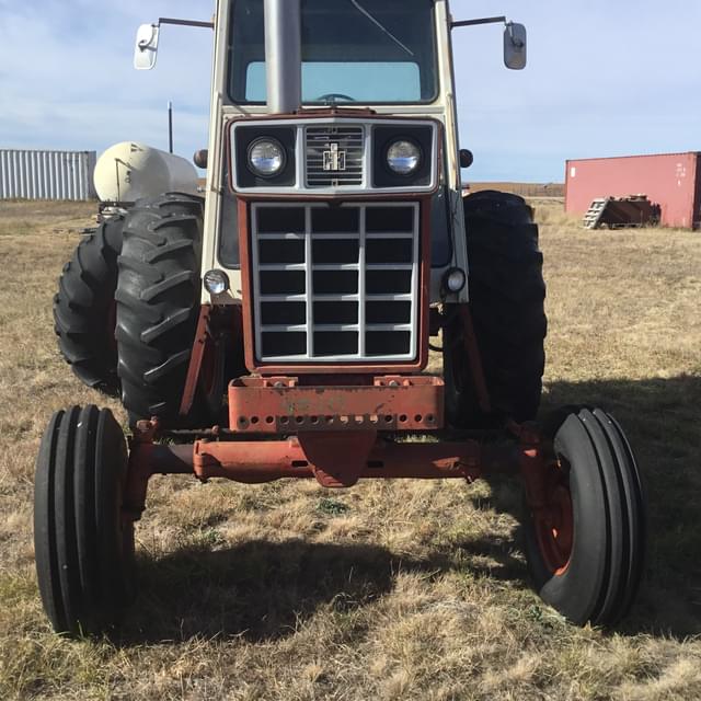 Image of International Harvester 1466 equipment image 1