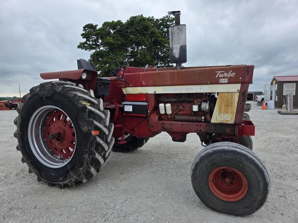 Image of International Harvester 1466 Primary image