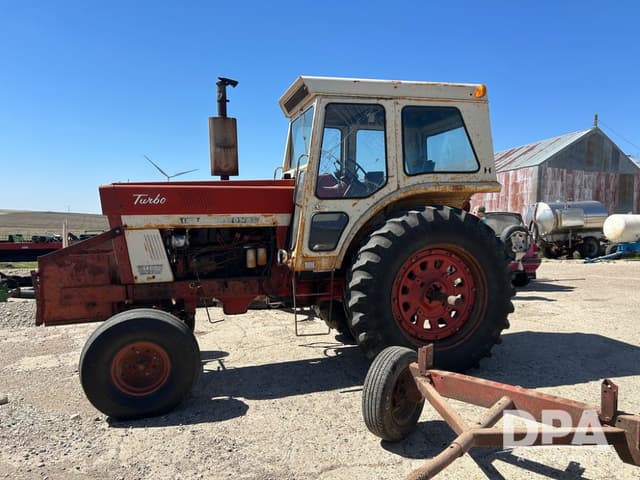 Image of International Harvester 1466 equipment image 3