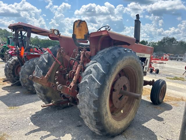 Image of International Harvester 1466 equipment image 3