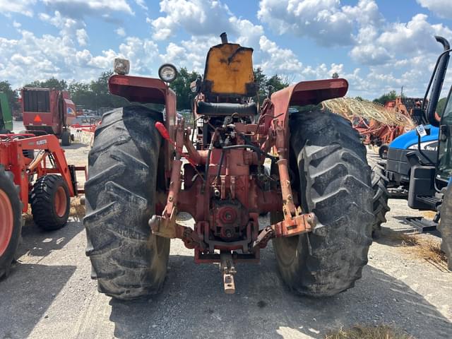 Image of International Harvester 1466 equipment image 4