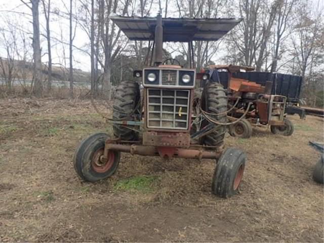 Image of International Harvester 1466 equipment image 1