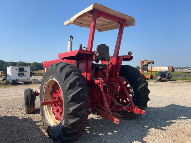 Image of International Harvester 1466 equipment image 1