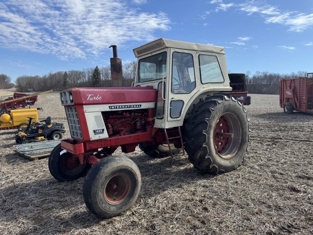 International Harvester 1466 Equipment Image0