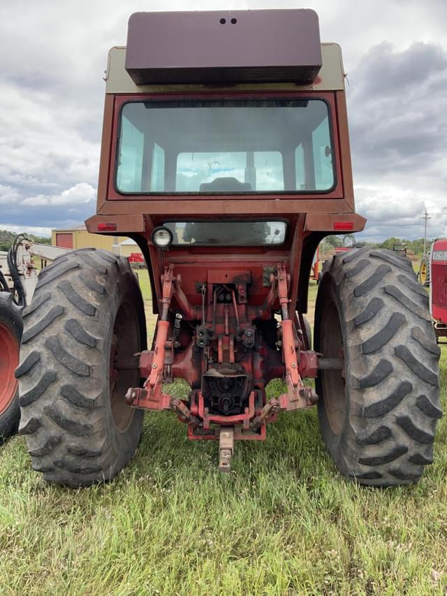 Image of International Harvester 1466 equipment image 4