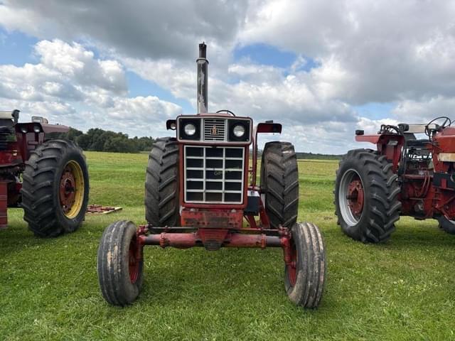 Image of International Harvester 1466 equipment image 2