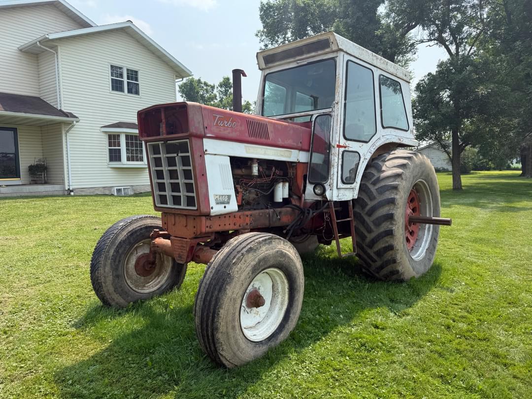 Image of International Harvester 1466 Primary image