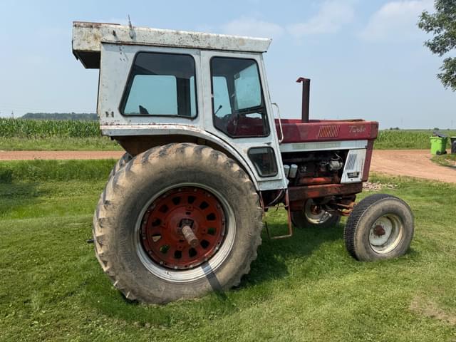 Image of International Harvester 1466 equipment image 4