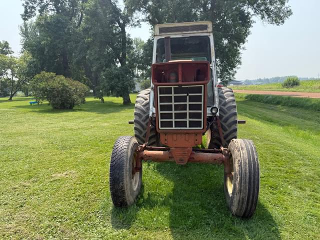 Image of International Harvester 1466 equipment image 1