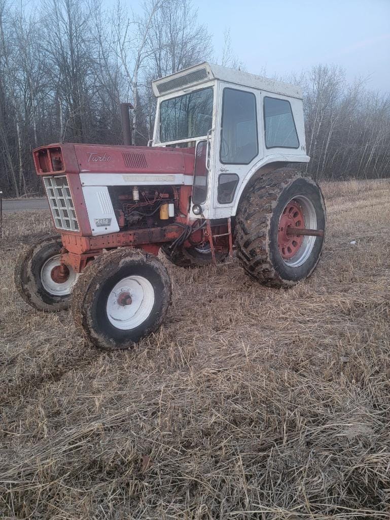 Main image International Harvester 1466