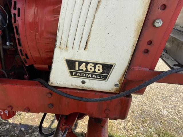 Image of International Harvester 1468 equipment image 1