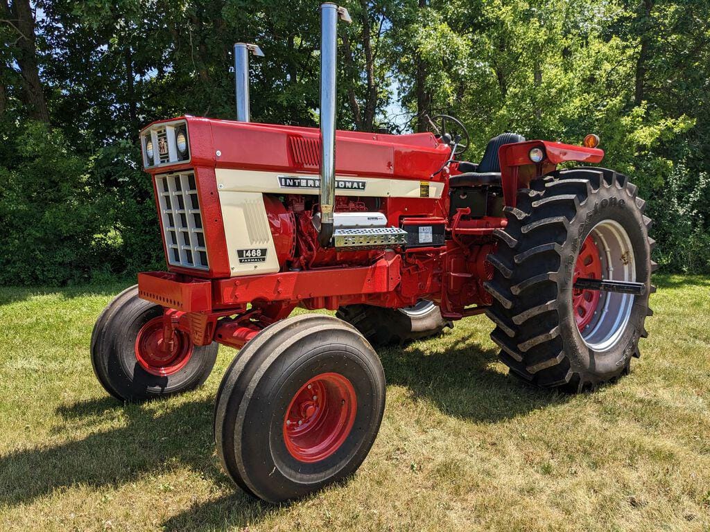 Main image International Harvester 1468