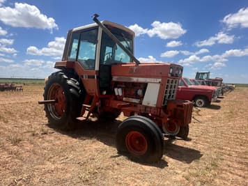 Main image International Harvester 1086