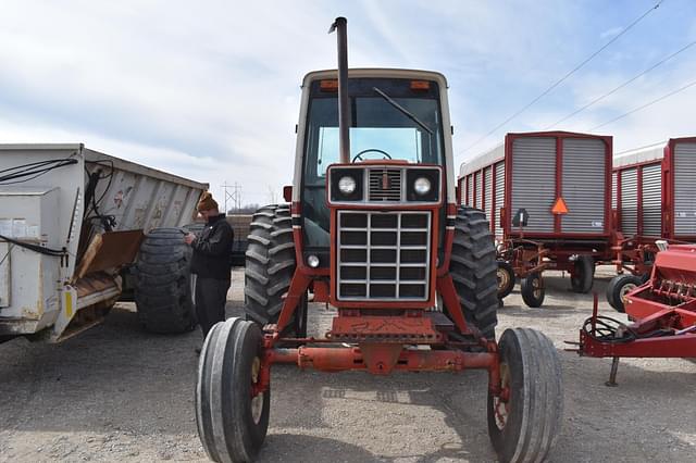 Image of International Harvester 1486 equipment image 2