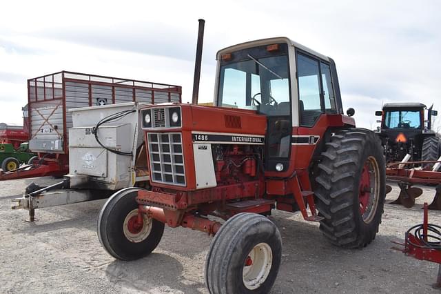 Image of International Harvester 1486 equipment image 1