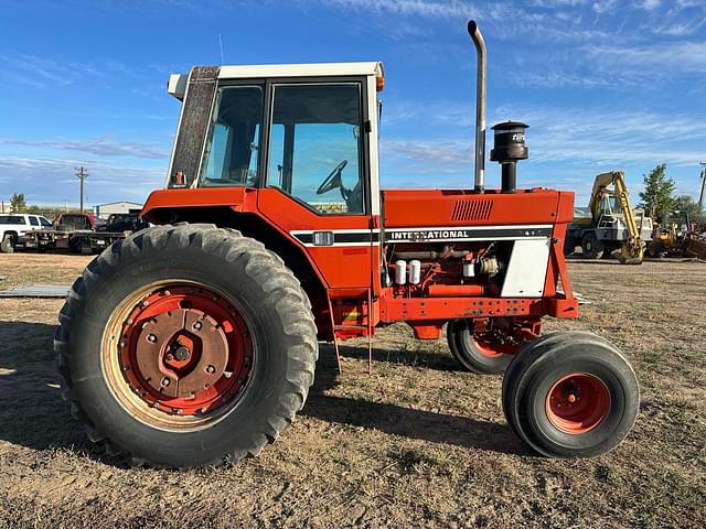 Image of International Harvester 1486 equipment image 2