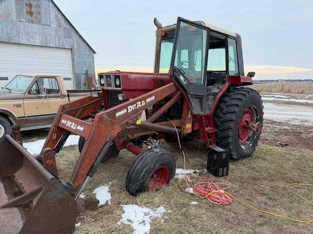 Image of International Harvester 1486 equipment image 2