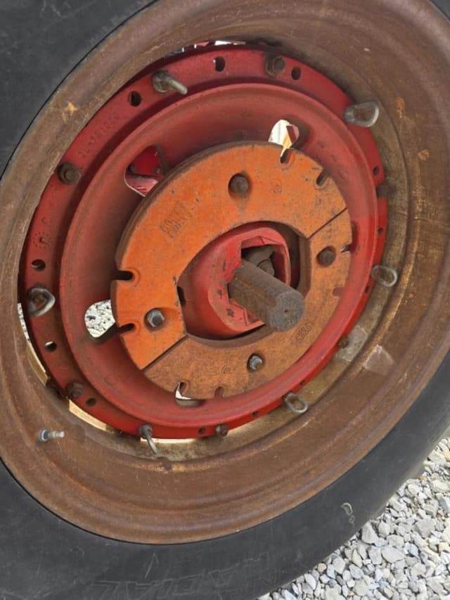 Image of International Harvester 1486 equipment image 3